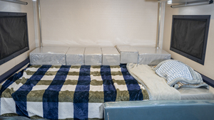 Remolque Todoterreno Conquer Falcon Completamente Equipado, Remolque Utilitario con Cocina para Acampar, Ideal para Campamentos y Viajes Todoterreno - Product Image 4