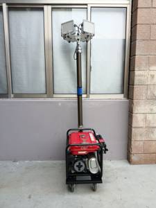 مولد بنزين محمول ومصباح إضاءة متنقل - Product Image 1