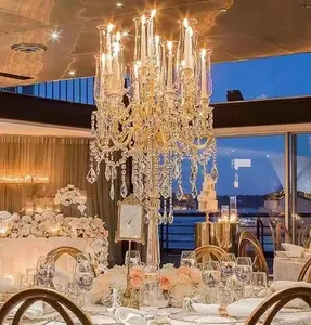 Portavelas de boda de Metal dorado de 7/9 brazos, candelabro de cristal transparente para decoración de centros de mesa de boda