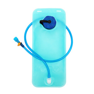Sac d'eau pliable portable 2L pour le cyclisme, le trekking et la randonnée en montagne, bleu - Product Image 5