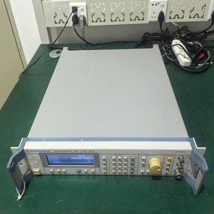 Generador de Señales Rohde and Schwarz SML02 9kHz-2.2GHz - Product Image 2