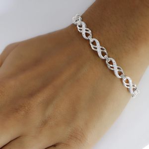 Bracelet double boucle infinie personnalisé pour femme, serti de diamants blancs naturels taille ronde, en argent sterling plaqué or 14 carats, 7 pouces - Product Image 3