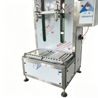 Machine à liquide automatique contrôlée par PLC, pompe servo 20L, pesage de précision pour bouteilles en plastique, eau pure industrielle, produits chimiques, huiles, sacs
