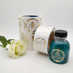 Etichette <span class=keywords><strong>Adesive</strong></span> Rotonde Personalizzate OEM in PVC Vinilico Impermeabile con Stampa Trasparente e Lamina Dorata - Product Image 4