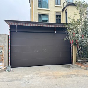 <span class=keywords><strong>Porte</strong></span> <span class=keywords><strong>de</strong></span> <span class=keywords><strong>garage</strong></span> sectionnelle automatique à faible bruit certifiée CE, télécommande, <span class=keywords><strong>porte</strong></span> <span class=keywords><strong>de</strong></span> <span class=keywords><strong>garage</strong></span> isolée pour usage résidentiel, sur mesure pour la maison - Product Image 2