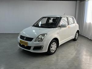 Voiture d'occasion à bas prix, <span class=keywords><strong>Suzuki</strong></span> <span class=keywords><strong>Swift</strong></span> <span class=keywords><strong>Sport</strong></span> 2016, boîte manuelle, turbo, cuir, SUV, berline, conduite à gauche, avec personnalisation intérieure - Product Image 1