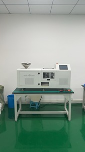 Bán hàng nóng Máy tính để bàn máy ép phun nhựa nhỏ tiêm 2t phòng thí nghiệm - Product Image 2