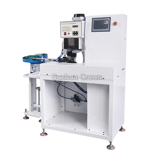 Machine <span class=keywords><strong>de</strong></span> sertissage automatique <span class=keywords><strong>de</strong></span> bornes tubulaires 3.0T avec alimentation et sertissage <span class=keywords><strong>de</strong></span> bornes quadrangulaires - Product Image 3