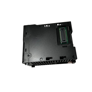 KV-8000 KV-7500 KV-7300 PLC ชุด CPU คอนโทรลเลอร์แบบตั้งโปรแกรมได้สำหรับการเก็บข้อมูลสายการผลิตอุตสาหกรรมในสต็อก - Product Image 1