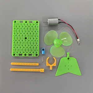 Mini-éolienne F5 avec lumière LED, kit scientifique éducatif pour enfants de 7 à 9 ans, jouet en plastique à assembler manuellement - Product Image 2