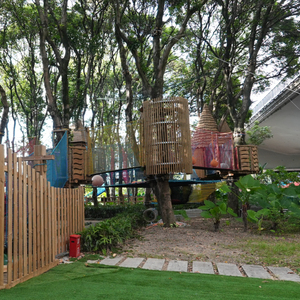 Ropecube Équipement de jeu pour parcs forestiers : Filet d'escalade anti-corrosion pour zones de loisirs écologiques, Cabane dans <span class=keywords><strong>les</strong></span> arbres en bois de forme personnalisée - Product Image 4