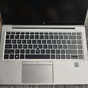 Portátil Empresarial HP EliteBook 840G7 Usado, 14 Pulgadas, Intel Core I5 de 10.ª Generación, 8 GB de RAM, 256 GB SSD, Teclado en Inglés - Product Image 2