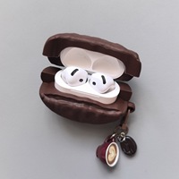Les coques Creative Coffee Beans sont compatibles avec les étuis de protection Pro3 pour écouteurs de 2e et 3e génération.