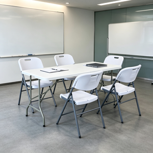 Ensemble simple et moderne de table et chaises pliantes en plastique blanc, portables et pratiques, pour le camping, avec table de bureau et banc à bière - Product Image 3