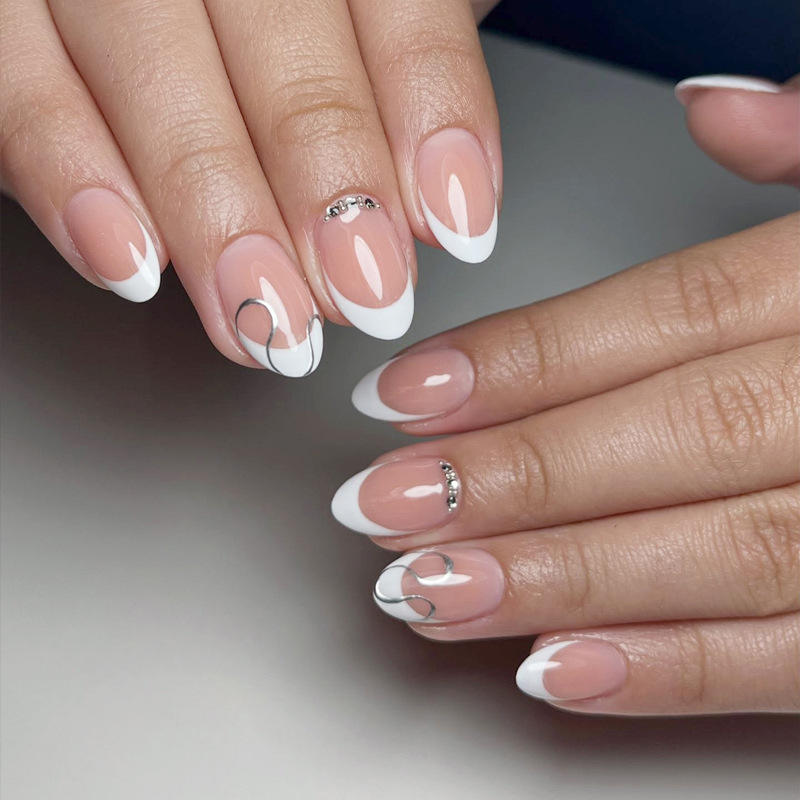 ลักษณะดวงจันทร์ผ้าไหมสีเงิน BZ1500