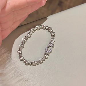 Bracciale Trendy con Fibbia a Ferro di Cavallo Effetto Occhio di Gatto Dorato, Bracciale Elastico Vintage di Alta Gamma per Feste - Product Image 4