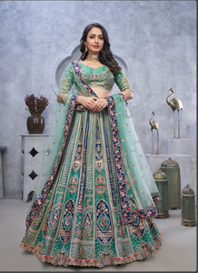 Lehenga Choli en Soie de Surat Moderne et Tendance, Tenue de Mariage Indienne, Collection Festive Ethnique Réversible - Product Image 3