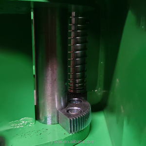 Elevador de Autos Profesional de Dos Postes, 4T, con Bloqueo de Seguridad Anticaídas para Mantenimiento Automotriz - Product Image 6