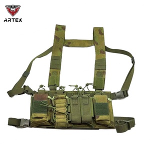 กระเป๋าคาดอกแบบยุทธวิธี Molle Tactical Vest พร้อมซองใส่แม็กกาซีน ซองปืนพก สำหรับการล่าสัตว์ ใช้งานได้หลากหลาย พร้อมที่ใส่เครื่องส่งรับวิทยุแบบสองทาง - Product Image 4