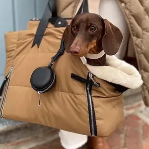 新款设计师便携式猫狗户外手提包批发防水奢华泰迪贵宾犬手提袋