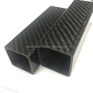Tubo cuadrado de fibra de superficie lisa Producto de carbono sin deformación - Product Image 1