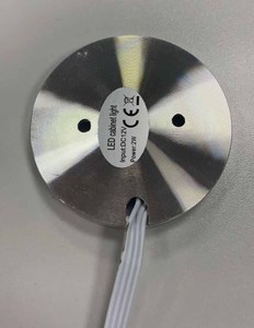 Mini foco USB <span class=keywords><strong>de</strong></span> 5V, 3W, <span class=keywords><strong>luz</strong></span> LED para armario, interruptor con <span class=keywords><strong>Sensor</strong></span> <span class=keywords><strong>de</strong></span> movimiento, superficies montadas, exhibición <span class=keywords><strong>de</strong></span> joyería, escaparate, armario, lámpara <span class=keywords><strong>de</strong></span> techo - Product Image 1