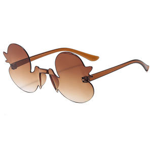 Новое поступление мультяшная маленькая утка бескаркасные цветные очки для вечеринок тонированные солнцезащитные очки для вечеринки аксессуары для костюма Bachlor - Product Image 4