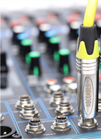 Câble XLR 4 canaux mâle à femelle pour l'éclairage de scène et le signal sonore avec gaine en PVC pour haut-parleur Microphone Speakon Connector