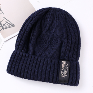 Gorro tejido <span class=keywords><strong>de</strong></span> <span class=keywords><strong>lana</strong></span> estilo invierno y otoño para <span class=keywords><strong>hombre</strong></span> <span class=keywords><strong>con</strong></span> cabeza torcida y <span class=keywords><strong>orejeras</strong></span> cálidas <span class=keywords><strong>Gorros</strong></span> cómodos - Product Image 4