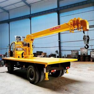 Grúa Telescópica Hidráulica de 8t Nueva con Plataforma de Orugas y Altura de Elevación de 25m, Disponible en Stock - Product Image 1