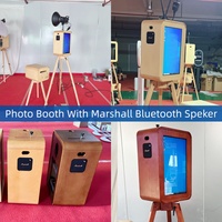 Soporte de Madera de Doble Cara para Cabina de Fotos con Estuche de Transporte y Sistema de Audio Bluetooth Premium Compatible con iPad y Cámaras DSLR