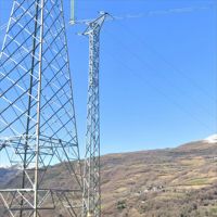 10m Selbsttragender Übertragungsstahlturm mit 4 Beinen, Winkelverteiler für 110kV-Stromübertragungsleitungen
