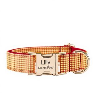 Collar de Perro Personalizado de Terciopelo Amarillo Sólido con Lazo, Juego de Correa con Nombre Grabado, Hebilla Metálica, Regalo Único de Cumpleaños para Cachorros - Product Image 1