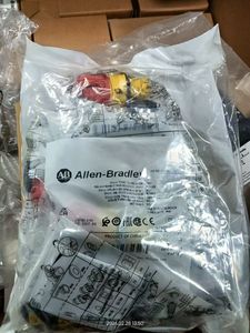รีเลย์นิรภัยแบบอินพุตเดี่ยว 440R-S13R2 GSR ใหม่เอี่ยม 24V DC ของแท้ ซีลโรงงาน - Product Image 4