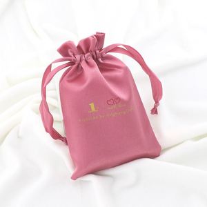 Sacs en satin de soie lisse personnalisés pour le rangement des perruques, sac anti-poussière à cordon, pochette en soie pour bijoux - Product Image 4