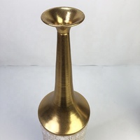 Grand vase de sol en métal, vase décoratif en fer doré antique, luxe pour la décoration intérieure, vase à fleurs pour salon, vente en gros