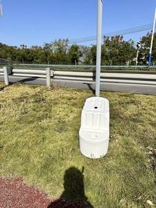 Barrera de Plástico para Carreteras, Barricada de Tráfico Llenable con Agua para Karting o Carreteras, Venta de Fábrica - Product Image 6