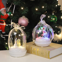 Cloche en verre décorative transparente avec base rotative et lumières LED à piles, décoration de Noël