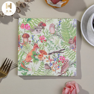 Servilletas de papel con diseños de búhos, zorros, animales, plantas y motivos florales para decoración de fiestas y restaurantes occidentales - Product Image 1