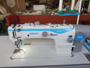 Machine à coudre à plat informatisée à alimentation composée JK-2060G - Product Image 3