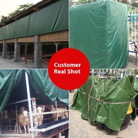 Tissu d'ombrage de bâche imperméable pour l'extérieur Protection solaire enduite de PVC Tissu de couverture de volet roulant d'élevage imperméable à la pluie