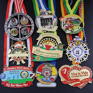 Wholesale Cheap Design Your Own Blank Zinc Alloy 3D Gold Award Marathon Running Custom Metal Sport Medal