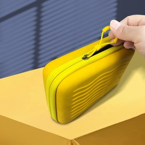 Nhà Sản Xuất Chuyên Tùy Chỉnh Màu Vàng Vỏ Cứng Không Thấm Nước Ngoài Trời Mini Hành Lý Du Lịch Xách Tay Make-up EVA Trường Hợp Mỹ Phẩm - Product Image 5