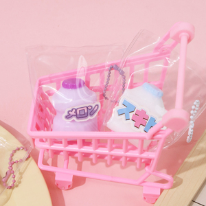 Bouteilles de boissons en gros, jouets en peluche créatifs et réalistes, cadeaux d'anniversaire unisexes, jouets anti-stress - Product Image 3