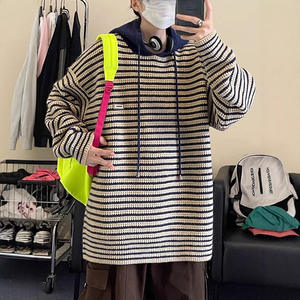 Sweat à capuche chaud en polyester à épaules tombantes, style décontracté, avec empiècements, pour couple, tricot rayé, style automne Hong Kong, pour homme - Product Image 4