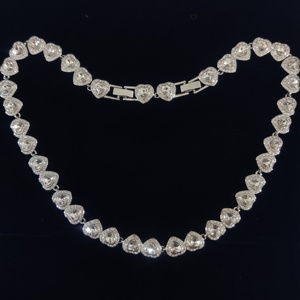 สร้อยคอ สร้อยข้อมือ และต่างหูคริสตัลรูปหัวใจประดับ<span class=keywords><strong>เพชร</strong></span> ทันสมัยและเป็นที่นิยม เป็นของขวัญที่ยอดเยี่ยม - Product Image 2