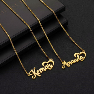 Collier plaqué or 18K Le premier bijou personnalisé en acier inoxydable avec chaine en forme de cœur pour collier de femme - Product Image 6