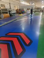 Sportplatz-Muster Bedruckter PVC-Bodenbelag Verschleißfester Rutschfester Hotelgebrauch Maßgeschneidertes Design Grafikdesign