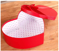 Caja de Regalo de Cartón Rígido con Forma de Corazón Rojo en Relieve, Personalizada y de Lujo, con Cinta para Chocolates, Gelatinas y Más - Materiales Reciclados