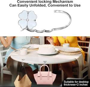 Porte-sac à main pliable motif trèfle pour chaise et comptoir, compact et robuste pour femme, avec pochette en velours, pour mariage et anniversaire - Product Image 6